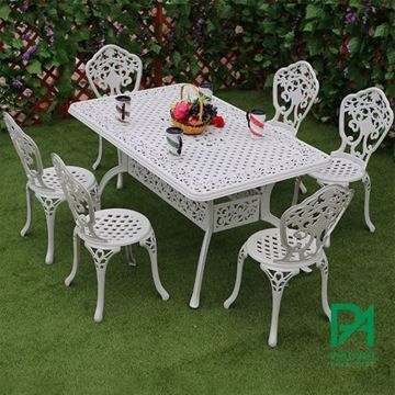Bộ bàn ghế sân vườn hình chữ nhật